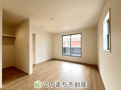 【洋室】 | Livele Garden.S　第1佐野犬伏下町　3号棟 | 大切なプライベート空間は、趣味に合わせて使って頂けるようシンプルに仕上げてあります♪
