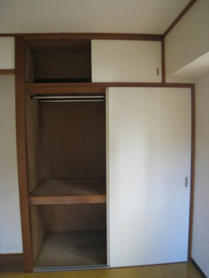 【収納】 | 第一フルール・ド・花崎 | ※お写真は同タイプの別のお部屋のものです。