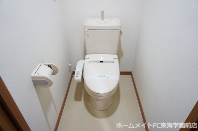 熊本市東区保田窪５丁目の賃貸マンションのトイレ