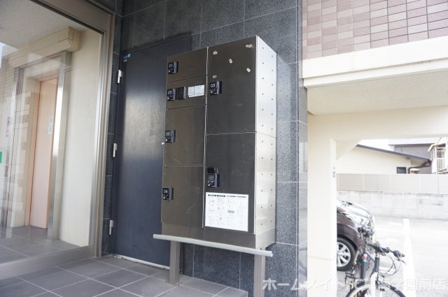 熊本市東区保田窪５丁目の賃貸マンションのエントランス