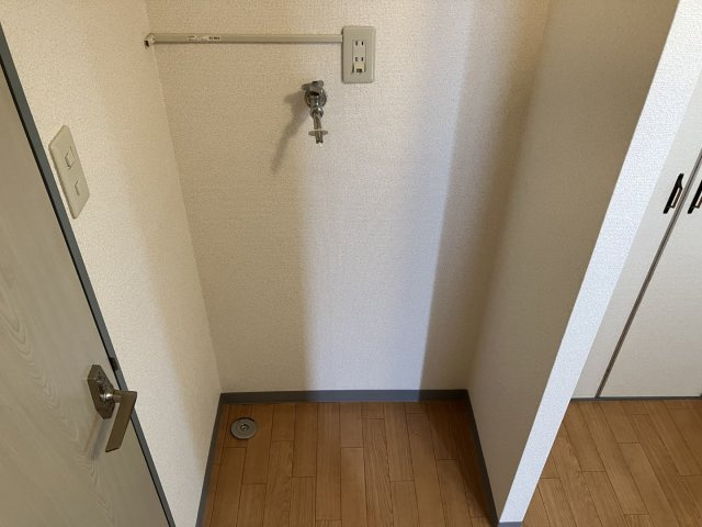 リバービューの設備|参考写真　洗濯機置き場