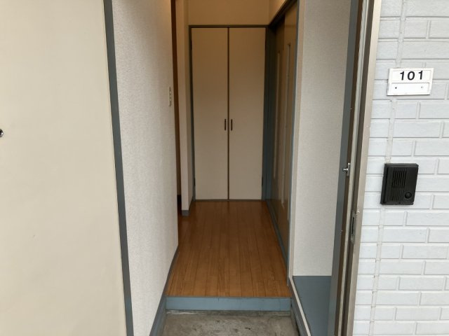 リバービューの玄関|参考写真