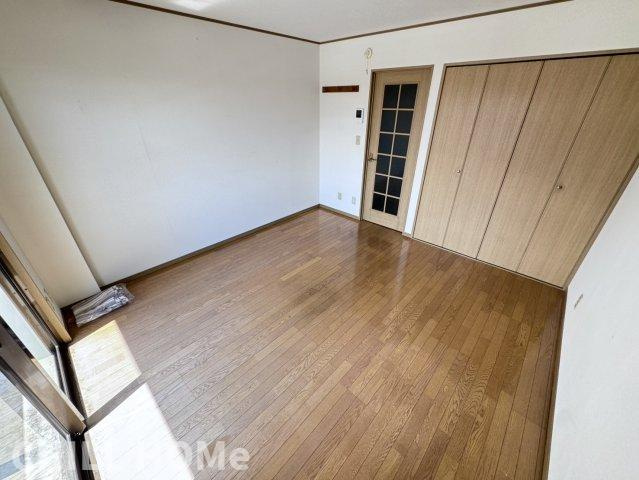 ＯＫＡＤＡ　ＡＰＡＲＴの居間・リビング|他社様掲載物件もまとめてご紹介、ご案内可能です(^^)/