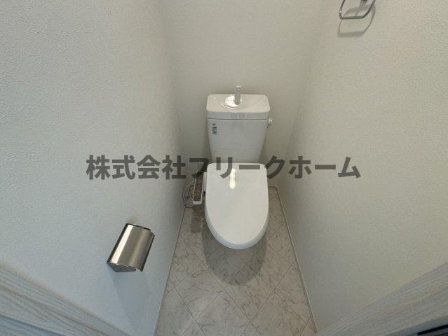 小金井市東町２丁目のアパートのトイレ