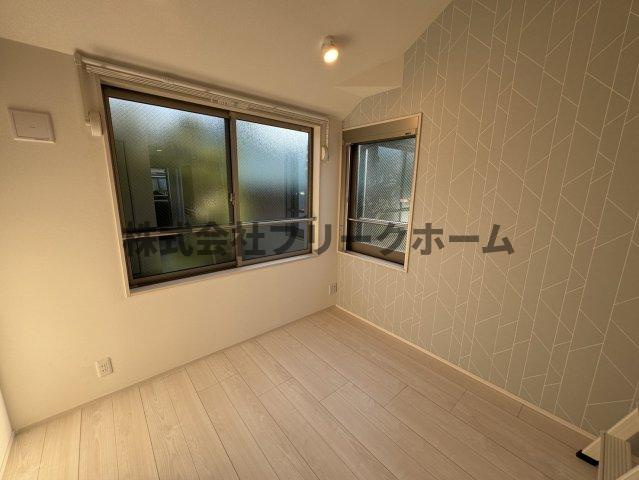 小金井市東町２丁目のアパートの寝室