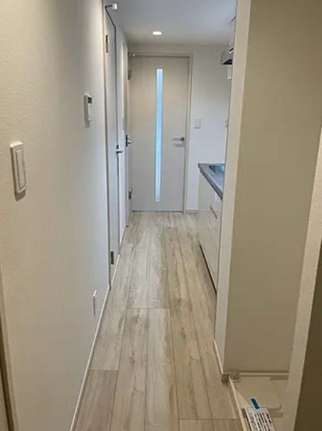 ホワイトオーキッドの玄関|別部屋参考写真となります