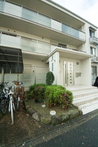 福岡市早良区田村４丁目の賃貸マンションのエントランス|エントランス写真