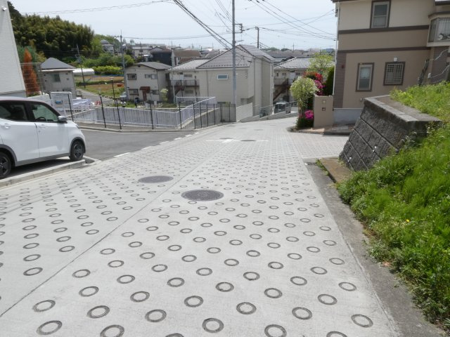 横浜市青葉区大場町　土地の周辺