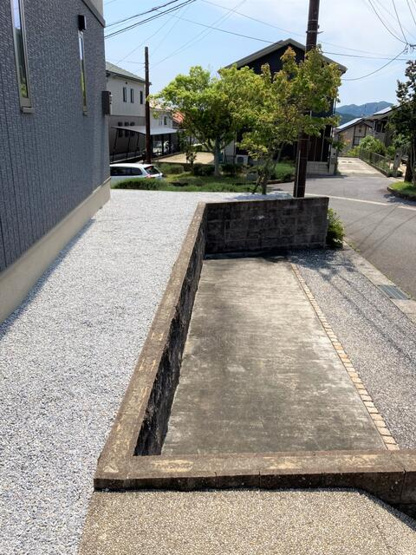 【駐車場】 | 宗像市自由ヶ丘南４丁目 　中古一戸建☆仲介手数料無料☆
