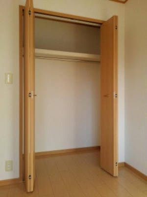 【収納】 | アンソレイエⅡ | こまごまとしたものを収納できそうですね
