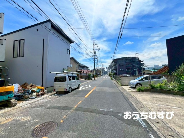 名東区上社1期(全1棟)の前面道路含む現地写真