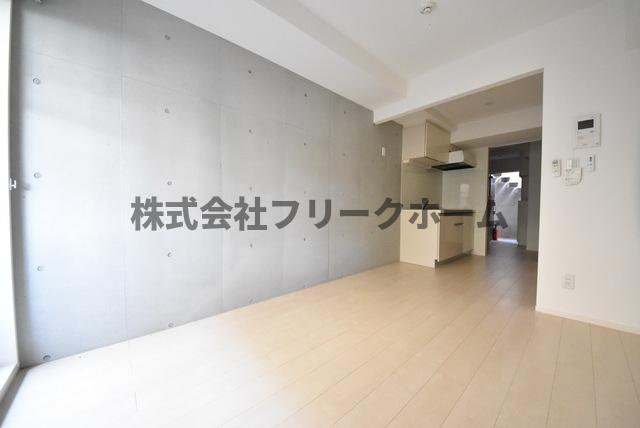 武蔵野市吉祥寺本町２丁目の賃貸マンションの居間・リビング