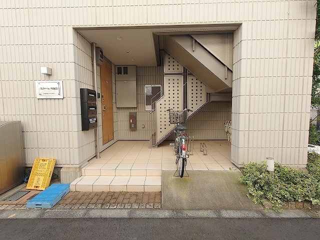 ボヌール常盤台のエントランス