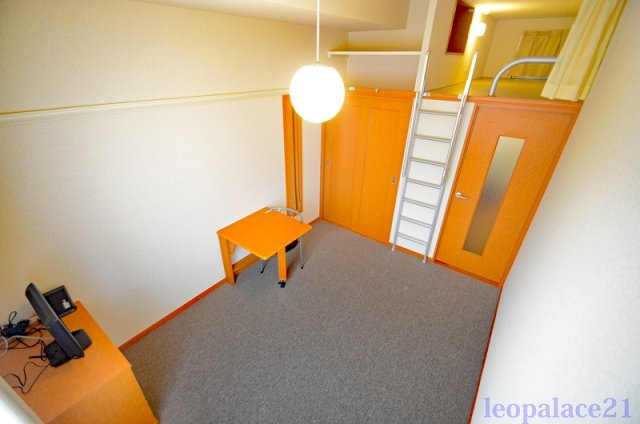 レオパレスＨＯＮＤＡの居間・リビング|設備・仕様は号室により異なる為、現況を優先致します。
