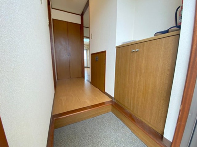 【玄関】 | レジデンス・クレディ | ※退去前の為、別部屋の写真を掲載しております
