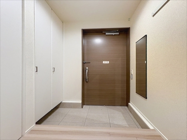 bois livreの玄関