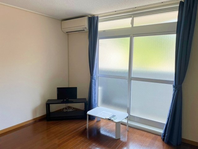 レオパレスアトリオの居間・リビング