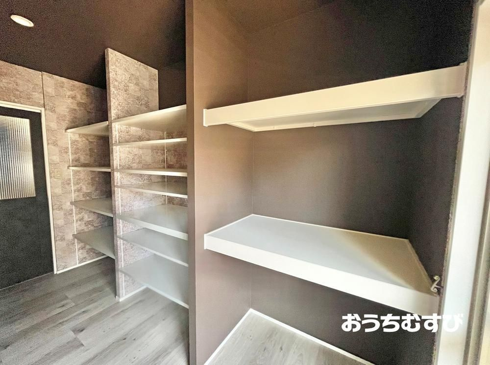東区_星和泉コーポラスの収納