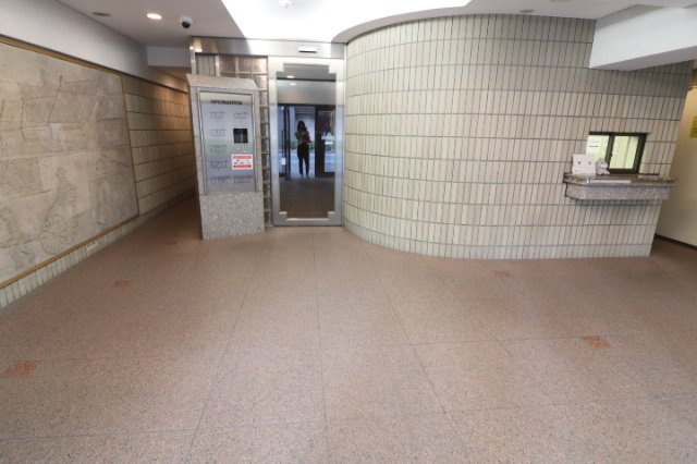 【エントランス】