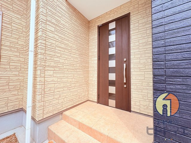 中古戸建)八女市本村の玄関