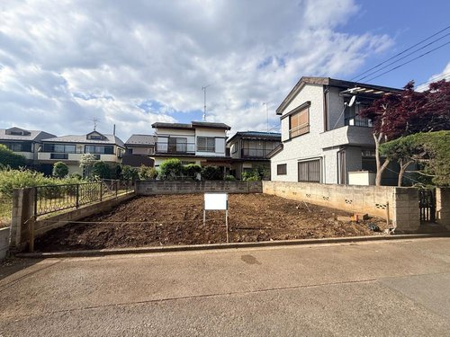 西東京市下保谷３丁目　建築条件付き　売地の外観|整形地のため建物配置もしやすく、理想のプランが描きやすいのも魅力。まずは現地でこの開放感を体感してください。