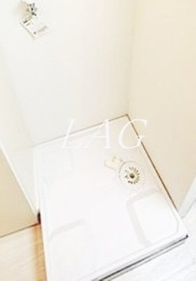 【設備】 | デュオ・ハイム | 室内洗濯機置き場です。