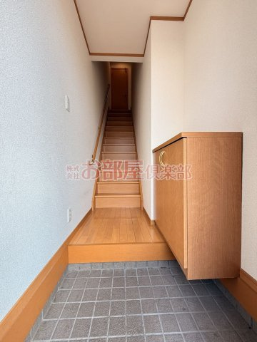 ポムダムールの玄関|落ち着いた玄関です