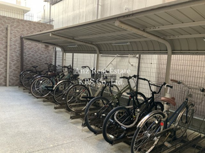 【その他】 | リーガル四ツ橋Ⅱ | サイクルスタンド付きの駐輪場です！