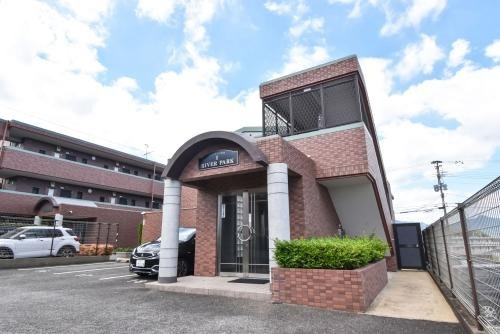 福岡市早良区梅林７丁目の賃貸マンション