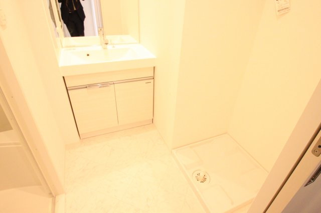 グランドゥーエ永和駅前の洗面所