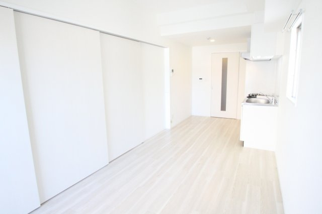 グランドゥーエ永和駅前の洋室