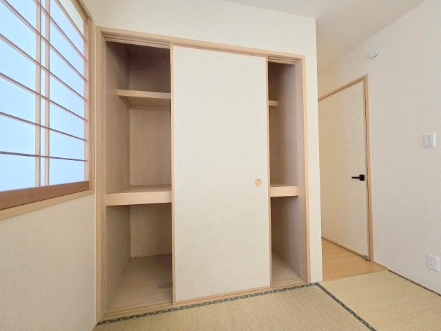 武蔵村山市大南3丁目　平成28年築オール電化注文建築　の収納