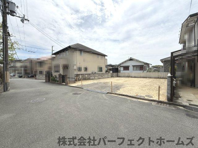 リブラシリーズ枚方市杉山手１丁目の前面道路含む現地写真