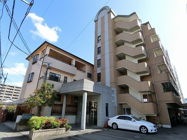 福岡市博多区吉塚４丁目の賃貸マンション
