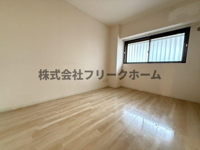 三鷹市下連雀８丁目の賃貸マンションの寝室