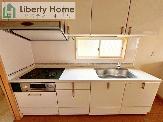 古河市諸川　中古戸建のキッチン