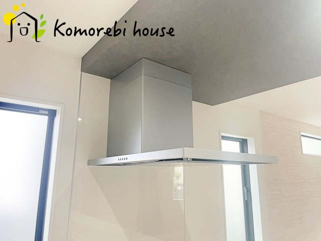 桶川市下日出谷16期　新築一戸建て　グラファーレ　01のキッチン|26.5.1撮影済み