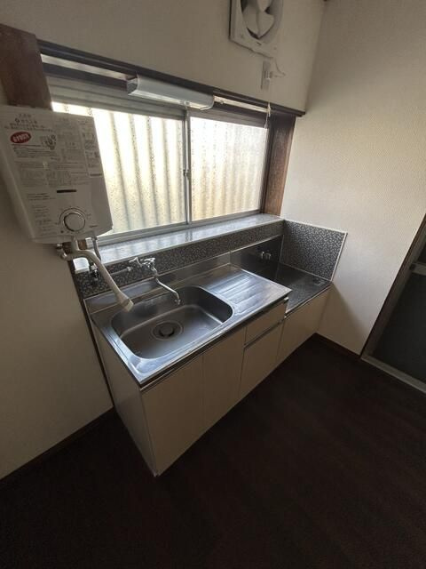 日野戸建てのキッチン