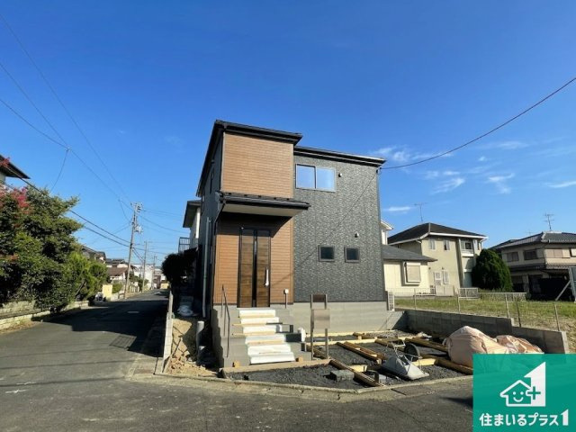 ★5(土)6(日)現地見学可能！★草津市西矢倉　限定1邸の前面道路含む現地写真|周辺は閑静な住宅街！前面道路広々で車の出し入れも便利です。駐車が苦手な方でも安心して車庫入れできます！