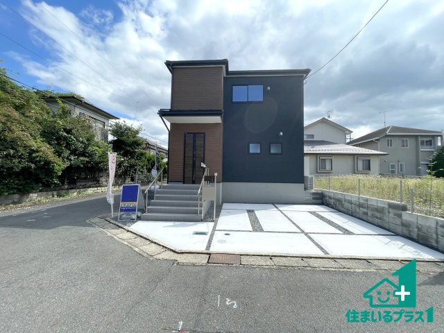 ★10(土)11(日)12(祝)現地見学可能！★草津市西矢倉　限定1邸の外観|安心の10年保証！外観を美しく保ち、雨水で汚れを落とします！気になることがありましたら、お気軽にお問い合わせください！