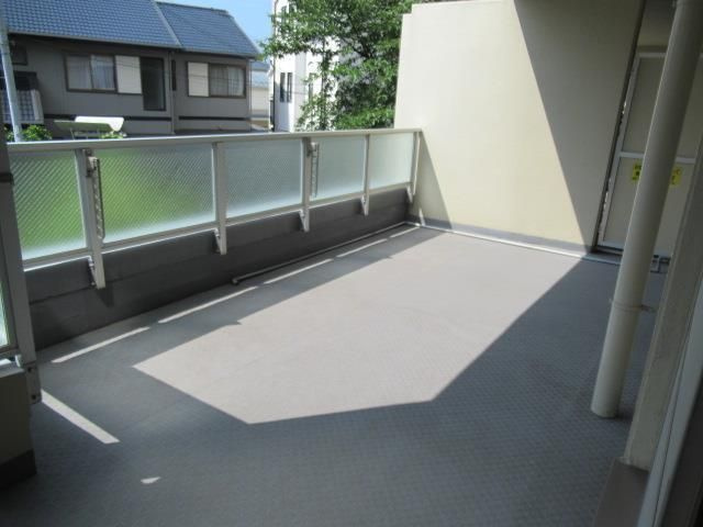 エル・フラット夙川霞町のバルコニー
