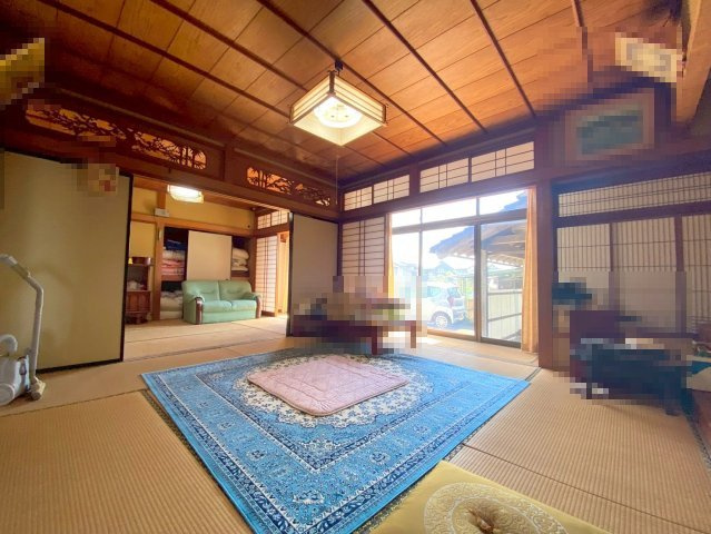 ■□淀江町今津戸建□■の和室|8帖和室になります。とても趣のある1室です。