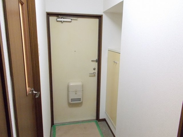コートヒルズの玄関