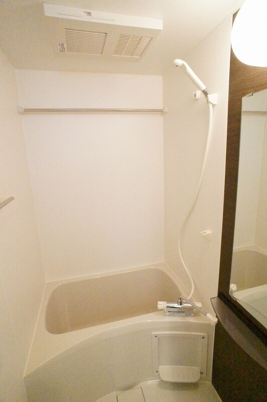 リブリ・Dコート淵野辺の浴室