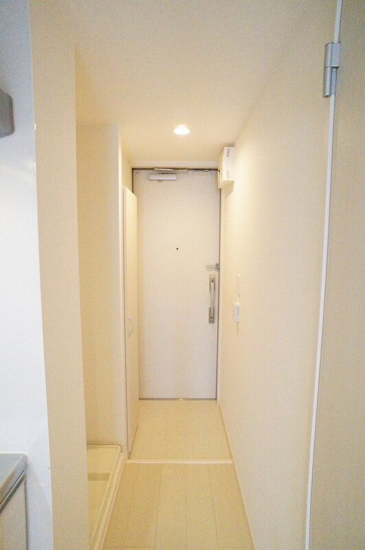 リブリ・Dコート淵野辺の玄関