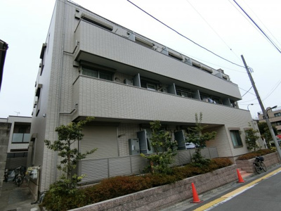 【外観】 | ロイヤルガーデンタカギ | 撮影　鳥居