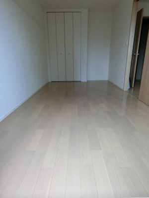 【寝室】 | ロイヤルガーデンタカギ