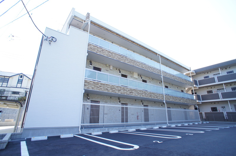 リブリ・GrandShineの外観