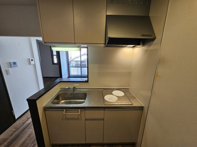 KINZY COURT Ⅱのキッチン