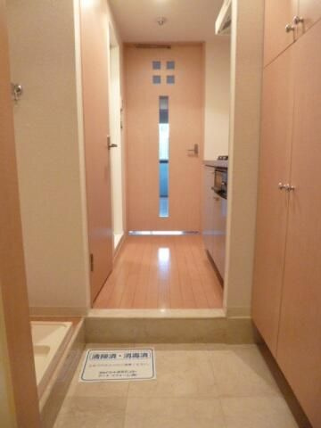スカイコート日本橋第２の玄関